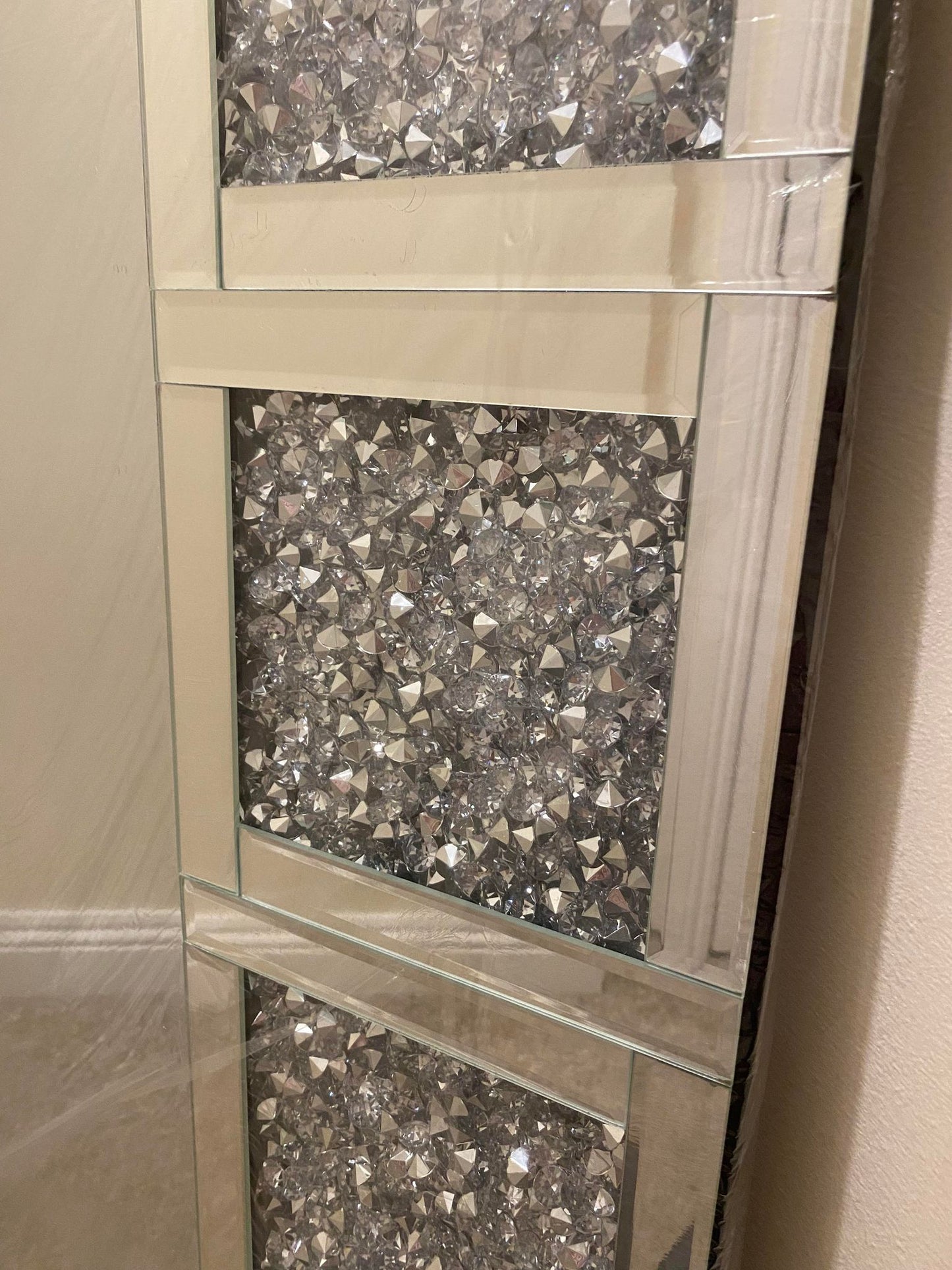 Crushed Crystal - Square Border Wall Mirror (120 x 80cm)