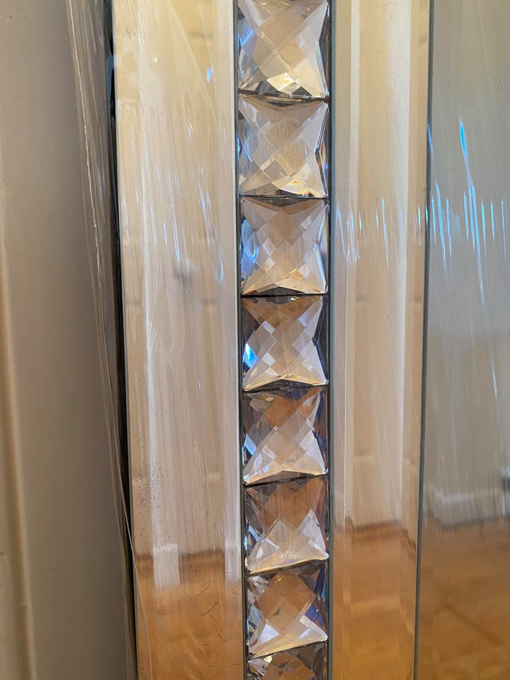Crystal Edge - Bevelled Wall Mirror (120 x 80cm)
