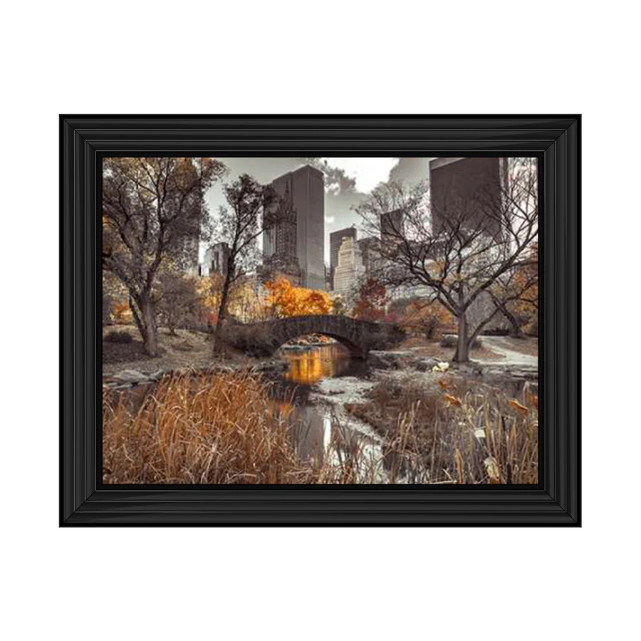 New York Gapstow Bridge In Autumn - Framed Picture