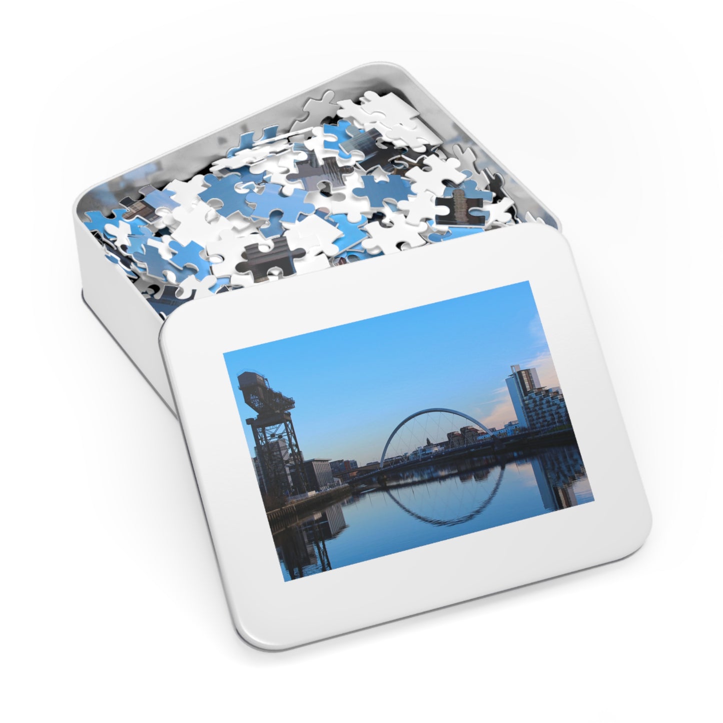 Jigsaw puzzle with a picture of a bridge on the cover