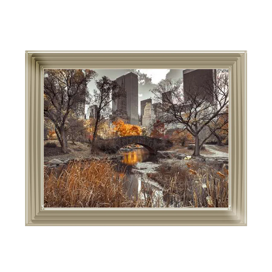 New York Gapstow Bridge In Autumn - Framed Picture
