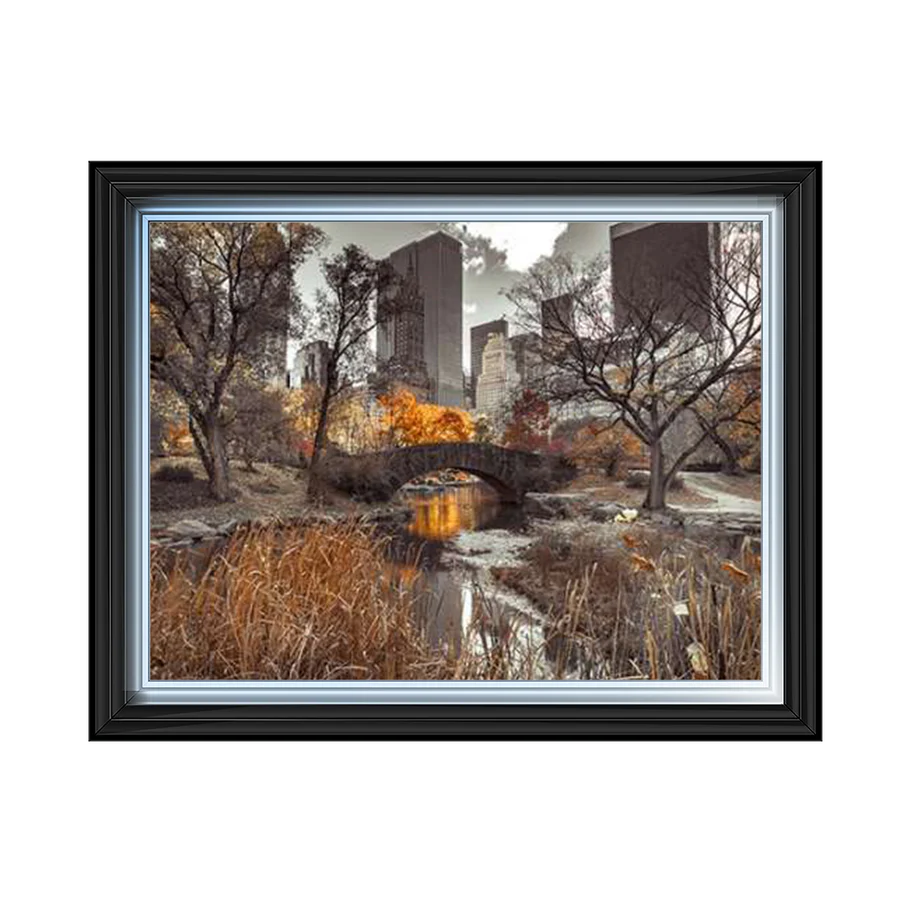 New York Gapstow Bridge In Autumn - Framed Picture