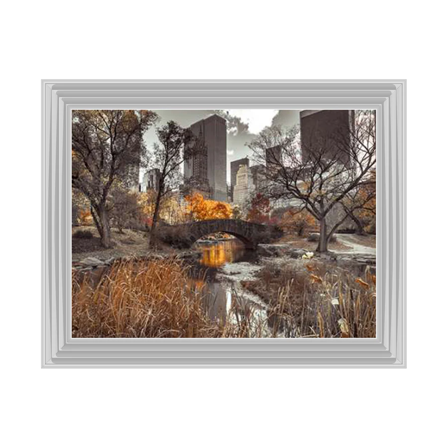 New York Gapstow Bridge In Autumn - Framed Picture
